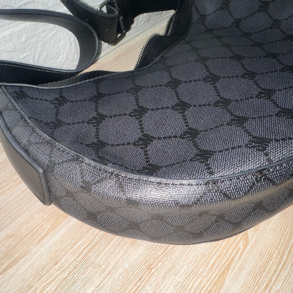 Steve Madden Dark Gray Black Polyvinyl SM Monogram Shoulder Hobo Bag - Picture 5 of 8
